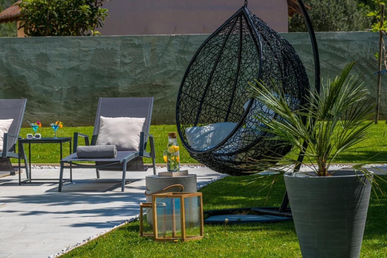Villa Oasis - Your Luxury Home Away From Home Celopeci Exterior photo